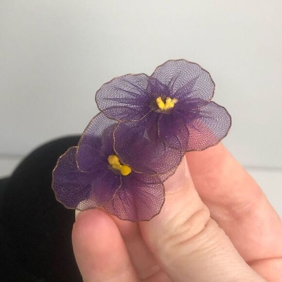 vintage violet fabric screw on earrings mesh tool purple spring summer statement - Picture 4 of 4